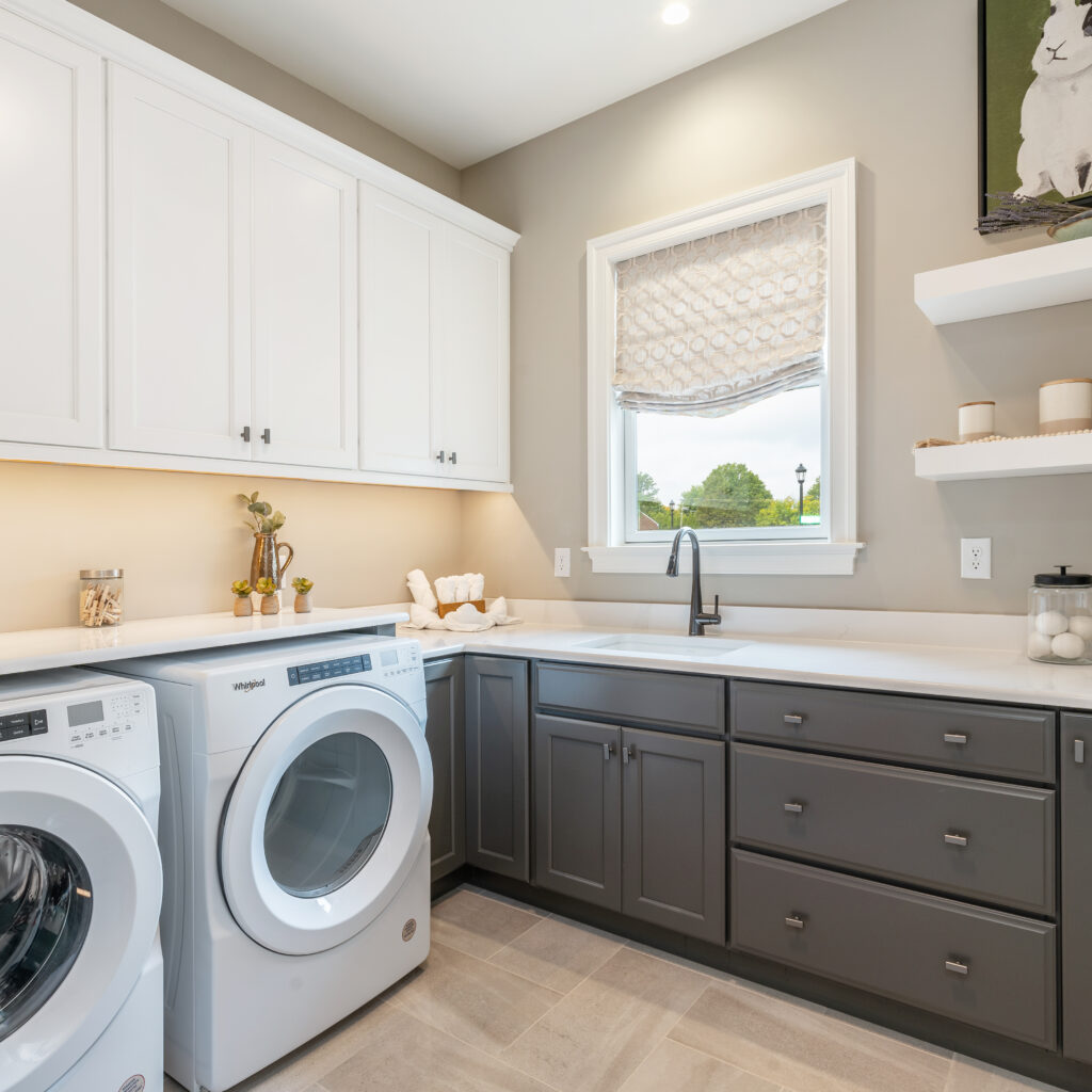 Gacek Design Group - Classic Elegance -Laundry