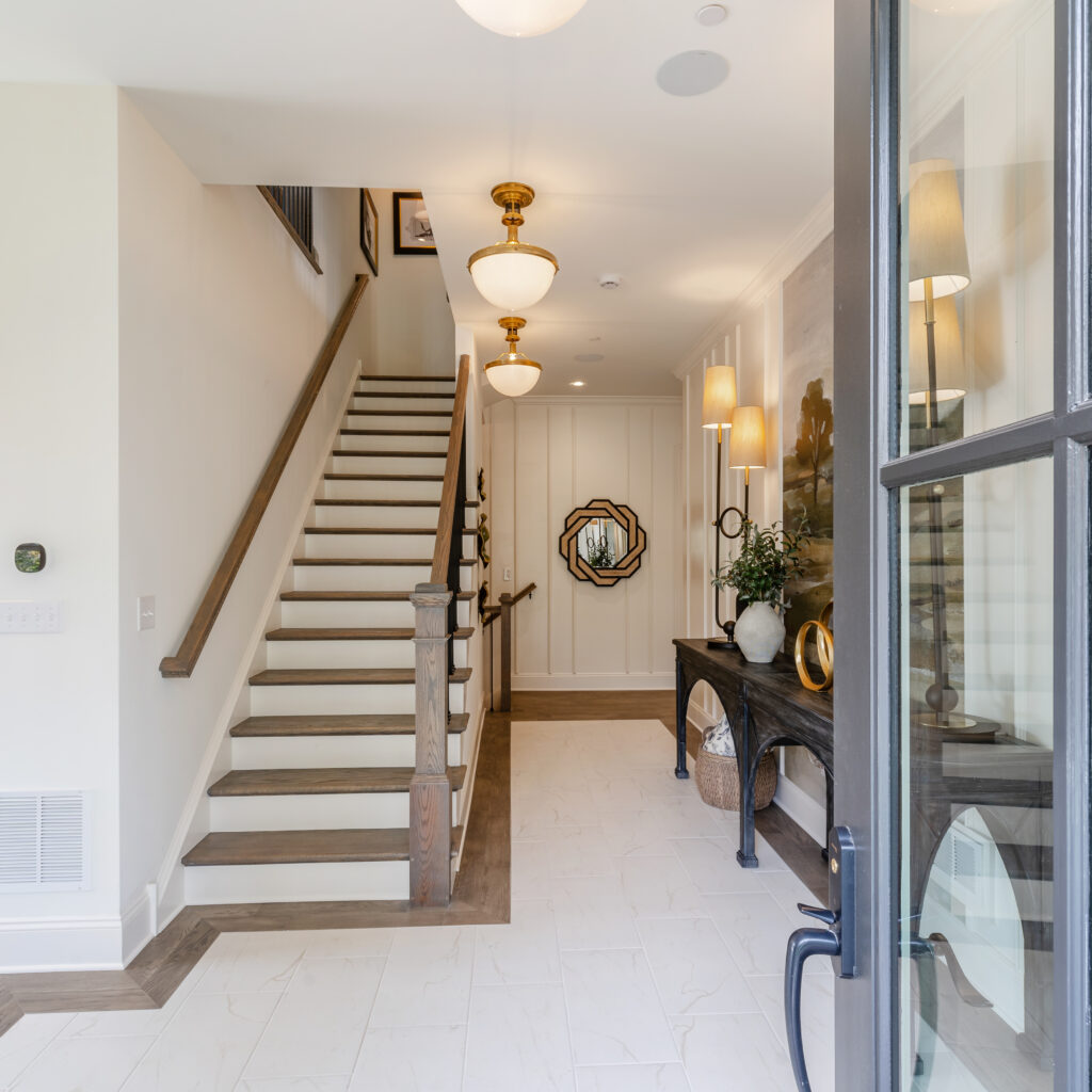 Gacek Design Group - Classic Elegance -Entry Foyer