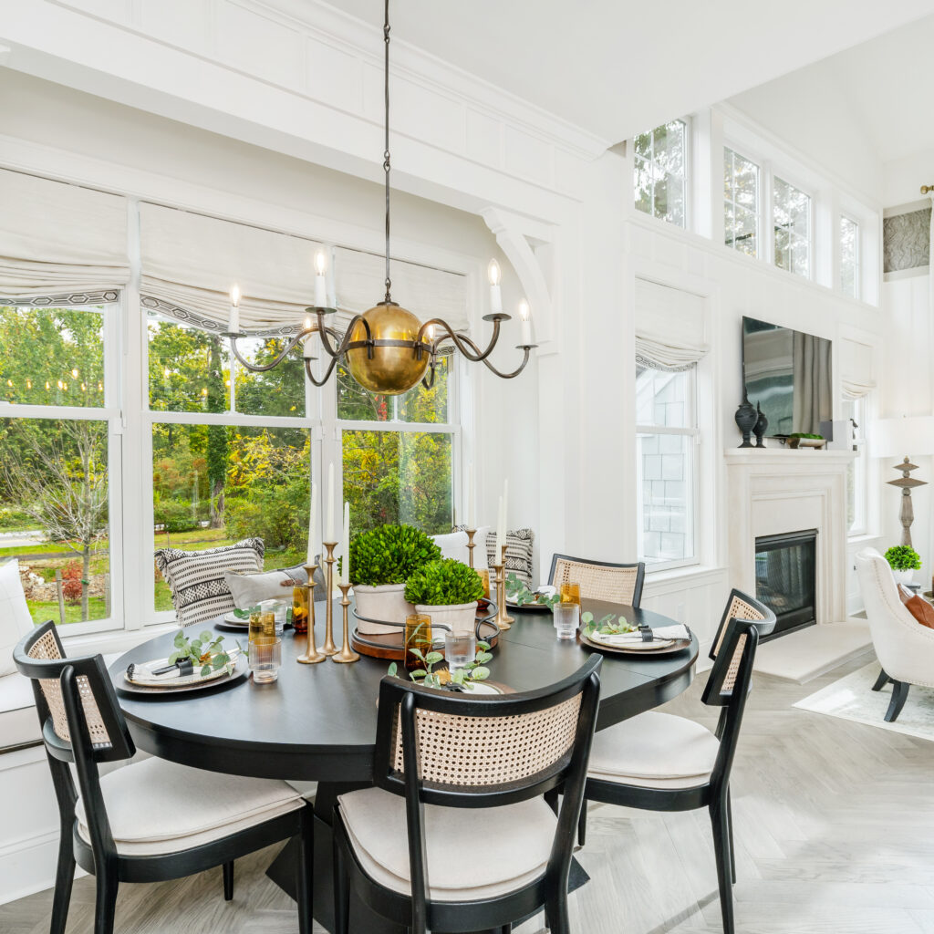 Gacek Design Group - Classic Elegance -Dining Area